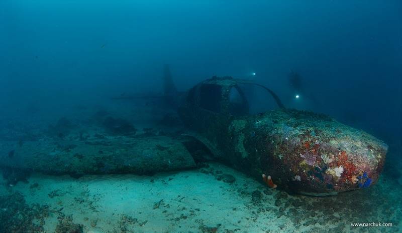 wrecked-underwater-26