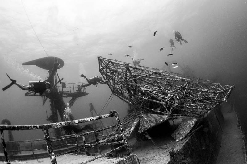 wrecked-underwater-29